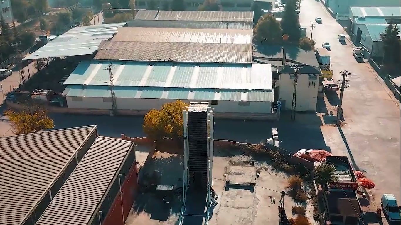 Yılmaz Kardeş üretim tesisi ve platformun havadan görünümü